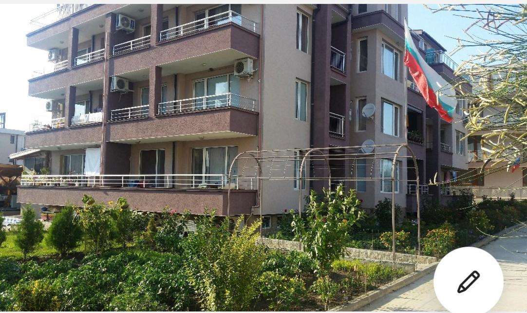 Dimitrov Apartments Μπουργκάς Εξωτερικό φωτογραφία